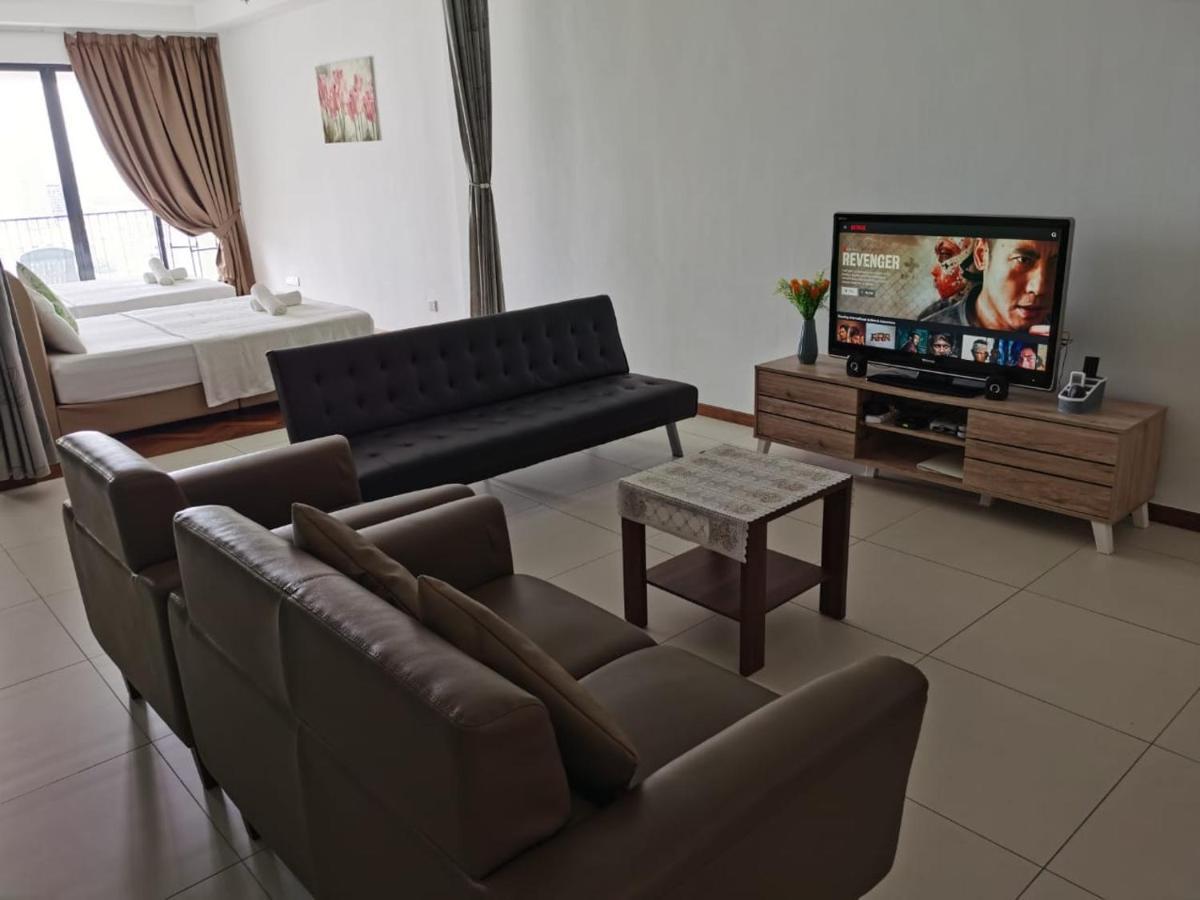 Landmark Stunning High Floor Coast View Studio #Netflix #Fast Wifi Tanjung Tokong Dış mekan fotoğraf